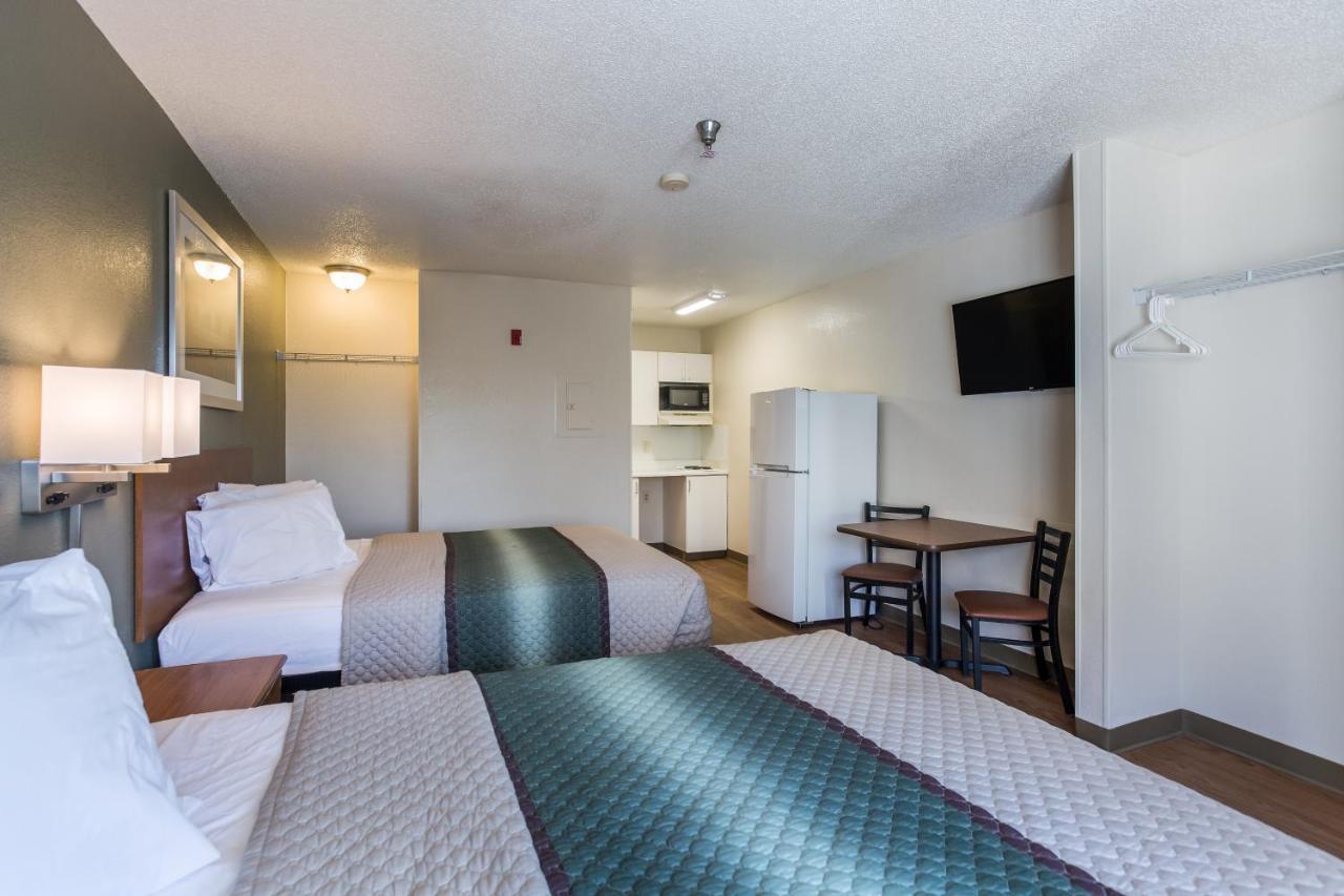 Hometowne Studios By Red Roof Nashville - Airport/Briley Pkwy Extérieur photo