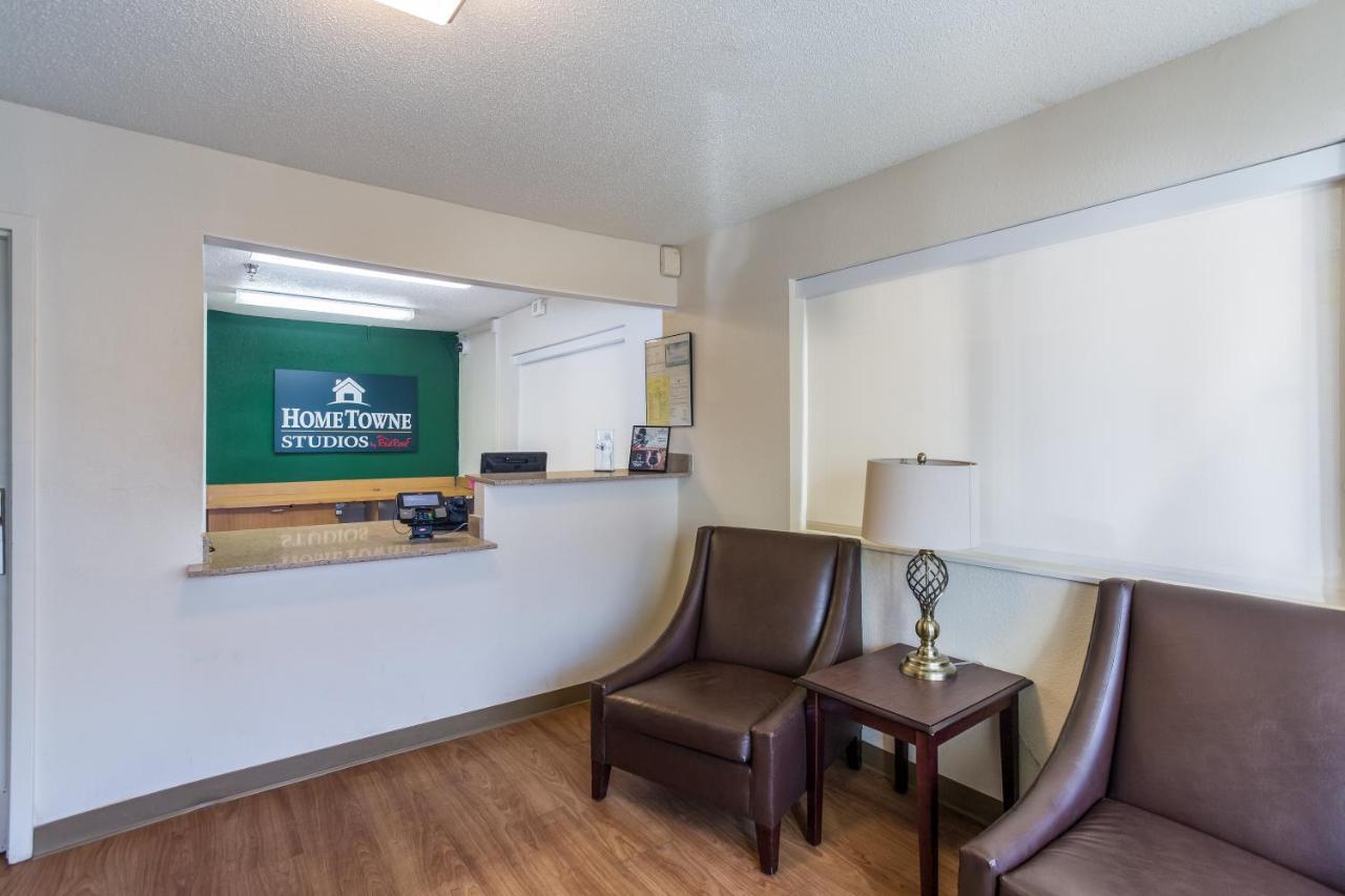 Hometowne Studios By Red Roof Nashville - Airport/Briley Pkwy Extérieur photo