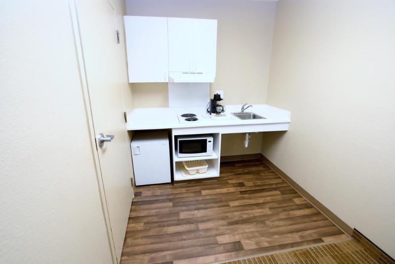 Hometowne Studios By Red Roof Nashville - Airport/Briley Pkwy Extérieur photo