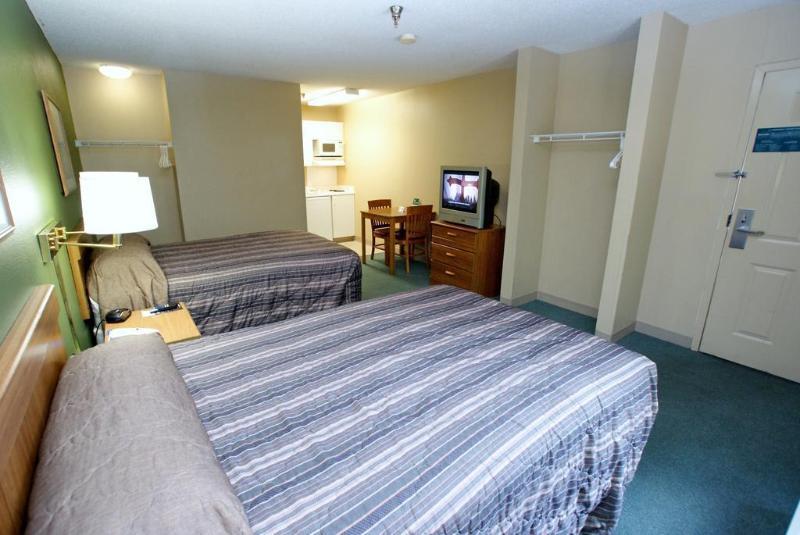 Hometowne Studios By Red Roof Nashville - Airport/Briley Pkwy Extérieur photo
