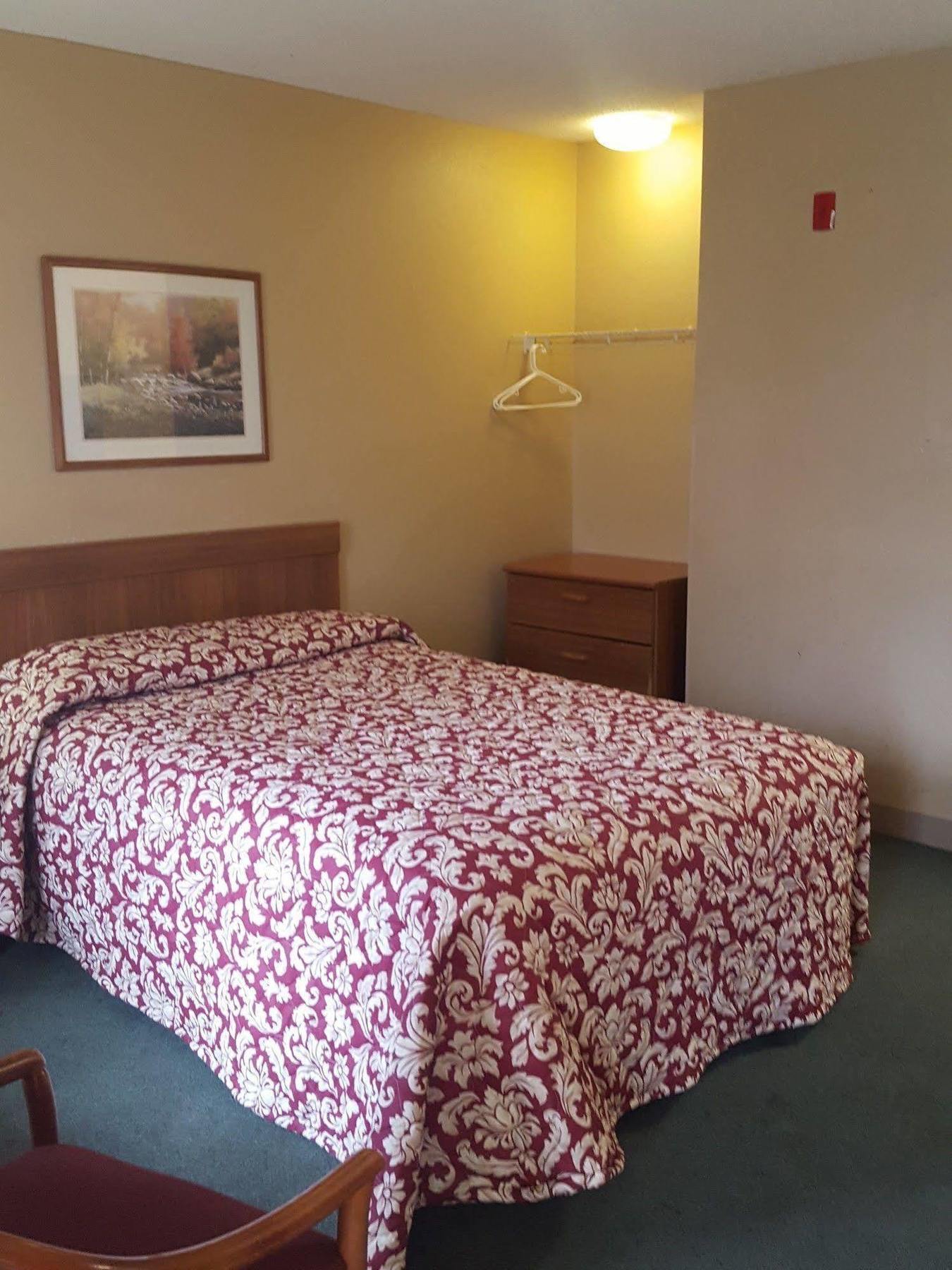 Hometowne Studios By Red Roof Nashville - Airport/Briley Pkwy Extérieur photo