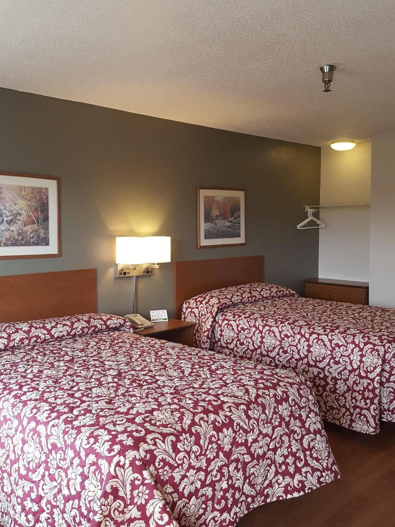 Hometowne Studios By Red Roof Nashville - Airport/Briley Pkwy Extérieur photo