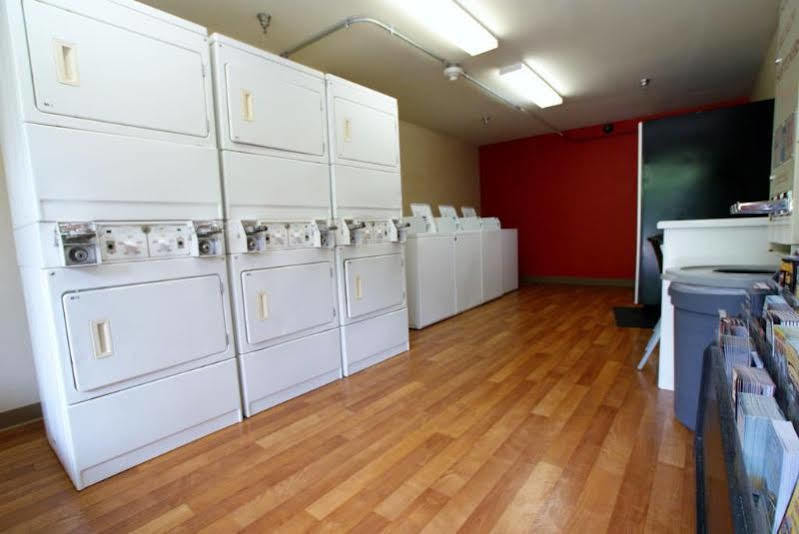 Hometowne Studios By Red Roof Nashville - Airport/Briley Pkwy Extérieur photo